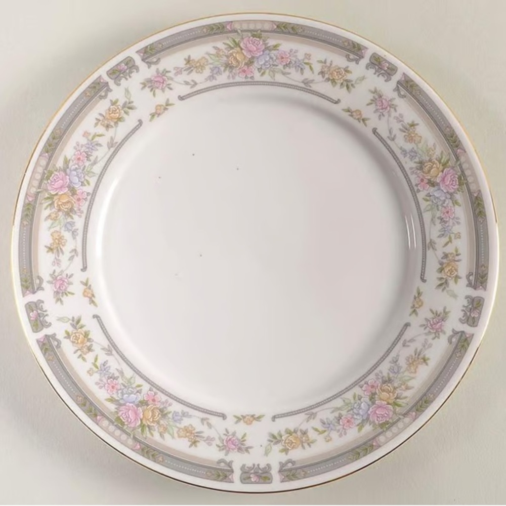Salad Plate: Manchester
by EXCEL